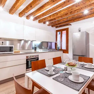 Central Apt Apartamento