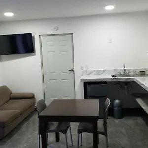 Casa Aura - King With Kitchen And Balcony - 1st Floor Apartamento Isla Mujeres